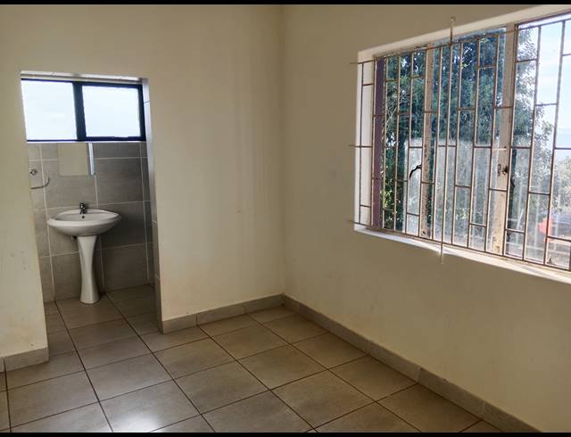 3 BEDROOM HOUSE FOR SALE IN NORTHDALE